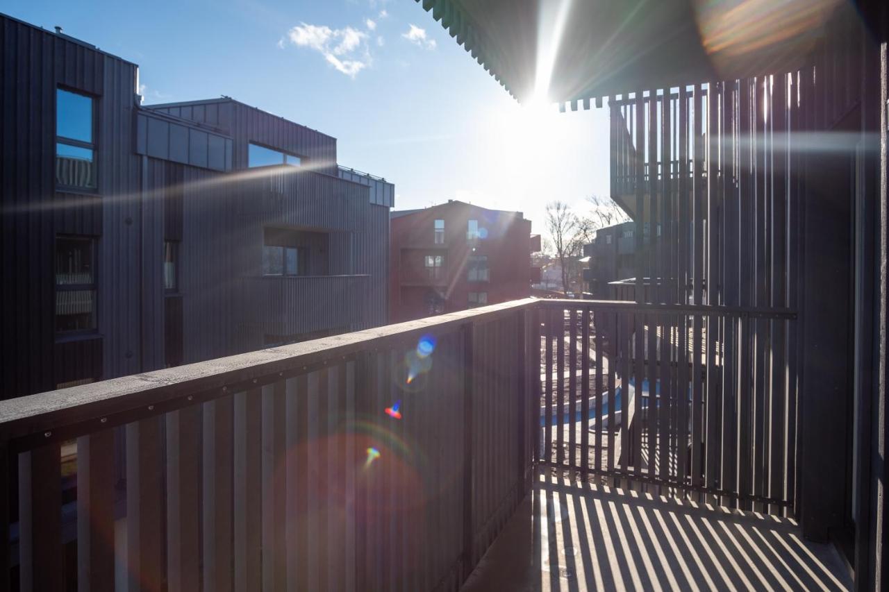 Dream Stay - Brand New Apartment With Balcony & Free Parking Talin Exterior foto