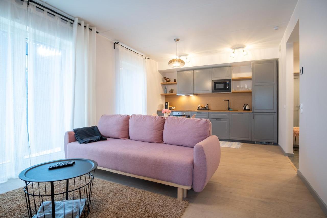 Dream Stay - Brand New Apartment With Balcony & Free Parking Talin Exterior foto