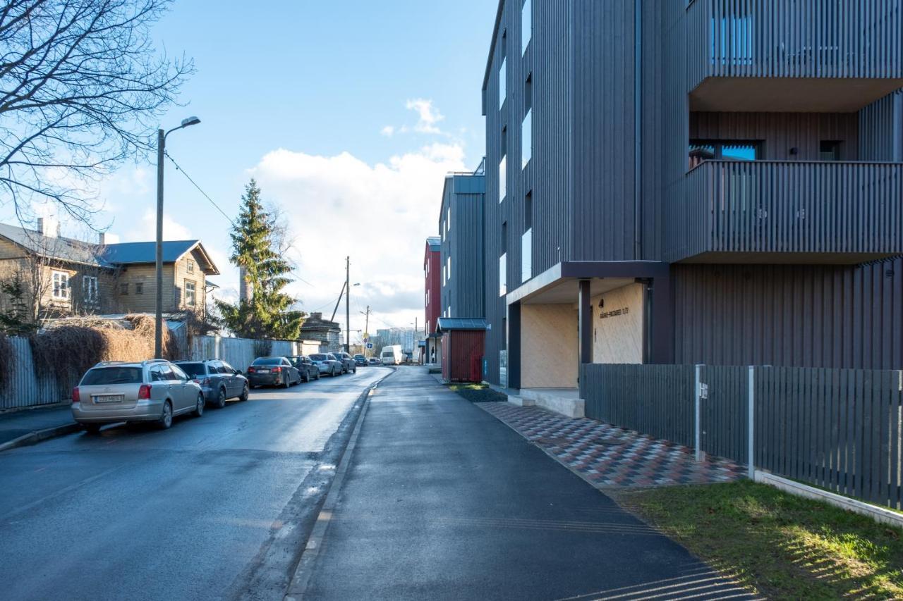 Dream Stay - Brand New Apartment With Balcony & Free Parking Talin Exterior foto