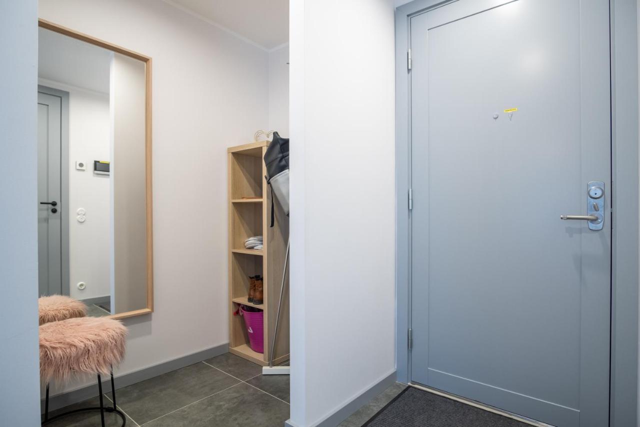 Dream Stay - Brand New Apartment With Balcony & Free Parking Talin Exterior foto