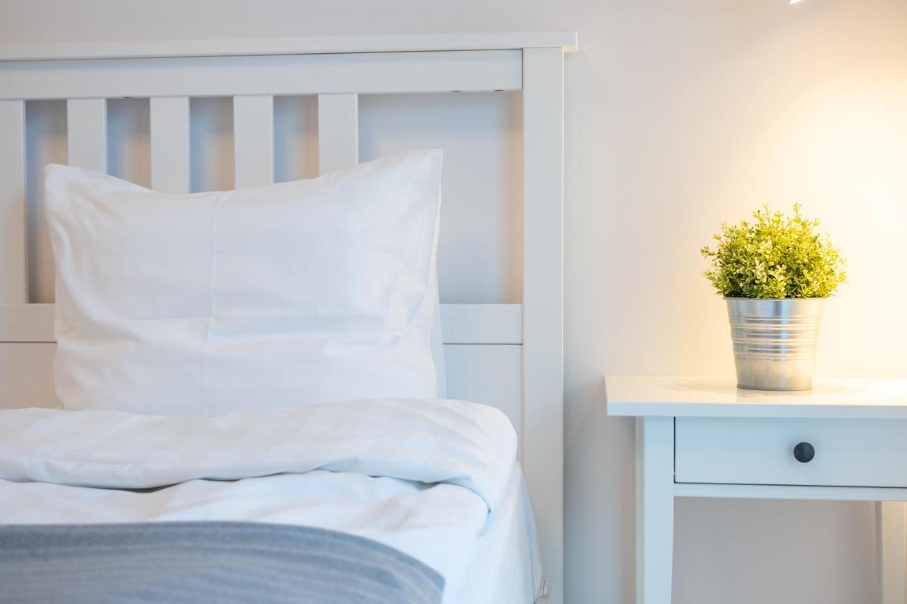 Dream Stay - Brand New Apartment With Balcony & Free Parking Talin Exterior foto