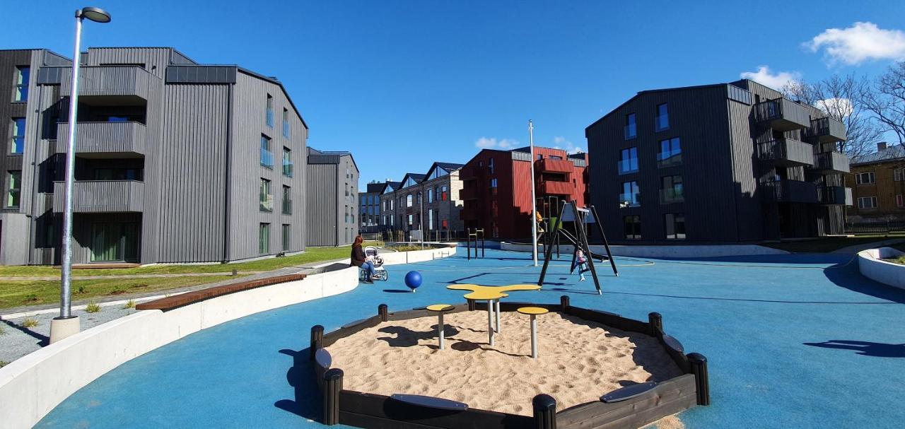 Dream Stay - Brand New Apartment With Balcony & Free Parking Talin Exterior foto